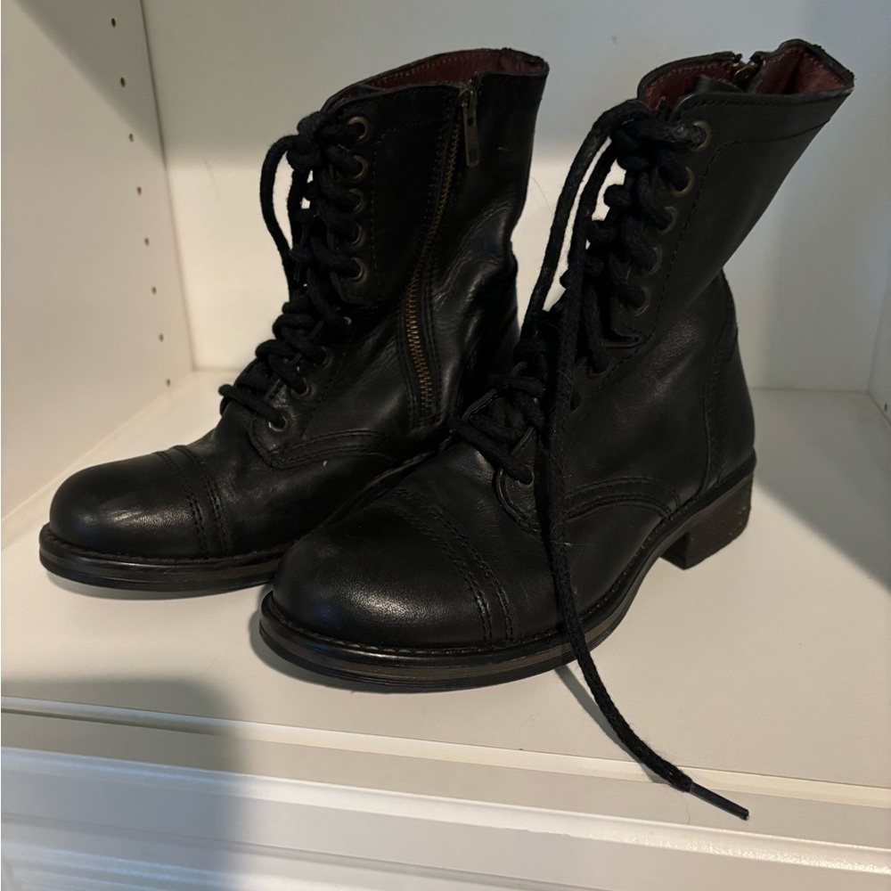 Steve Madden Black combat boots